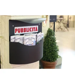 Cassetta pubblicita con tetto ghisa