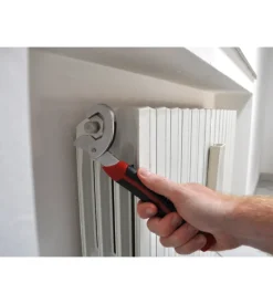 Chiavi universali per dadi e bulloni - da 9 a 32 mm.