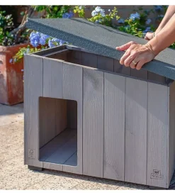 Cuccia per cani da esterno ferplast 