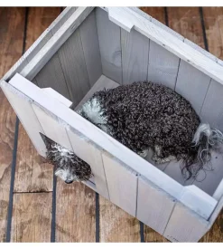 Cuccia per cani da esterno ferplast 