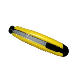 Cutter universale 18 mm.