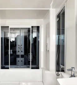 Doccia idromassaggio decor bagno 