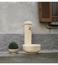 Fontana vedovella anticata "candelo" colore nocciola con doppio rubinetto -  49x55x104 cm