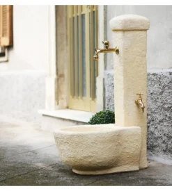 Fontana vedovella anticata 