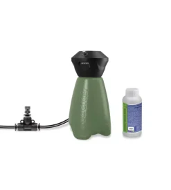 Kit geyser nebulizzatore antizanzare a batteria stocker 2l 2,5 bar 3,6v 2,5ah con tubo diffusore da 10 m e disabituante florifens 100 ml