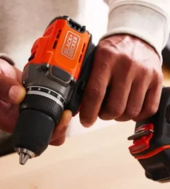 Kit trapano avvitatore a batteria black+decker 