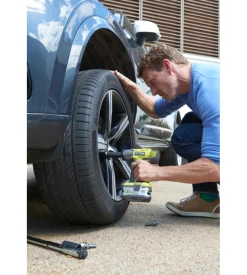 Kit valigetta avvitatore ad impulsi a batteria ryobi 