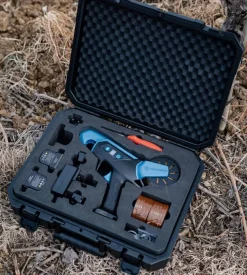 Kit valigetta legatrice a batteria campagnola "nexi" 2 batterie 14,4v 2,5ah, caricabatterie, 2 bobine filo standard e attrezzi