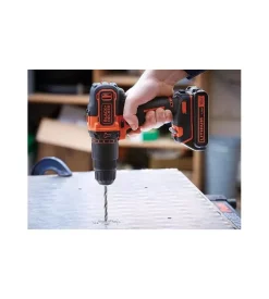 Kit valigetta trapano avvitatore a batteria black+decker 