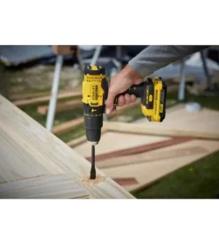 Kit valigetta trapano avvitatore a percussione a batteria stanley fatmax 