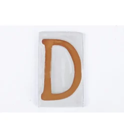 Lettera civico "d" in terracotta