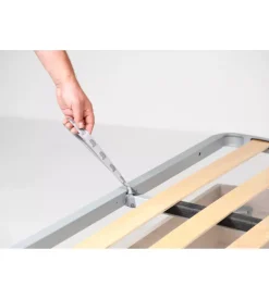 Letto matrimoniale contenitore con piedini 