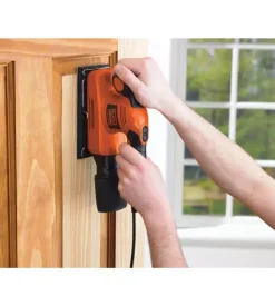 Levigatrice orbitale elettrica black+decker "ka320e-qs" 240w