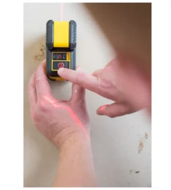 Livella laser 360 stanley con raggio rosso