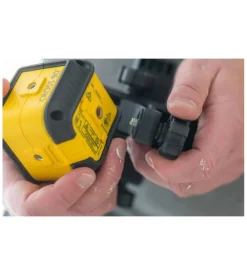 Livella laser autolivellante stanley "cross 90" con raggio rosso