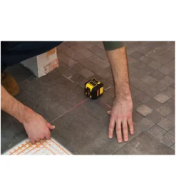 Livella laser autolivellante stanley 