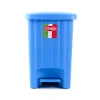 Pattumiera  a pedale "margherita" - 20 litri - colore azzurro.