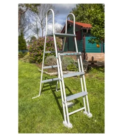 Piscina fuori terra a forma di otto gre 