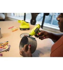 Pistola a caldo mini a batteria ryobi 