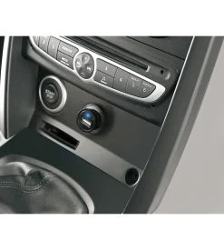 Plug-in 12-24v usb  39019