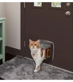 Portina per gatti e piccoli cani ferplast "swing 5" con chiusura 4 vie e protezione aria in plastica marrone 22,5x9,6x25,2 cm