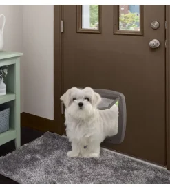 Portina per grandi gatti e piccoli cani ferplast "swing 9" con chiusura 4 vie, protezione aria, chiusura ammortizzata in plastica marrone 26,2x10,2x31,2 cm