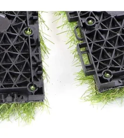 Prato sintetico a mattonella verde 