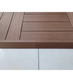 Profilo in wpc antimacchia finitura teak per pavimentazione da esterno 60 cm
