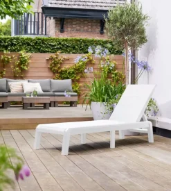 Sdraio reclinabile e ripiegabile keter "formentera" in polipropilene bianco 187,5x58x29 cm
