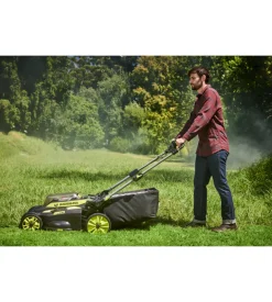 Tagliaerba a batteria trazionato ryobi 