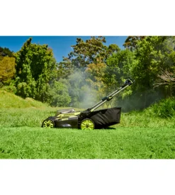 Tagliaerba a batteria trazionato ryobi 