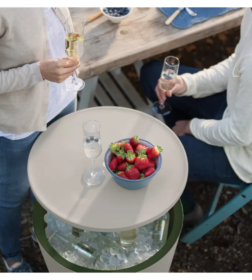 Tavolino portaghiaccio portatile keter "cool bar" bianco, 49,5x49,5x84,5 cm