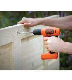 Trapano avvitatore a batteria black+decker 