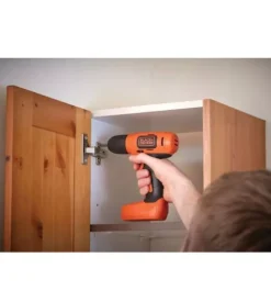 Trapano avvitatore a batteria black+decker 