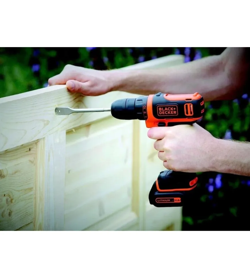 Trapano avvitatore a batteria compatto black+decker "bdcdd12kb-qw" 2 batterie 10,8v 1,5ah