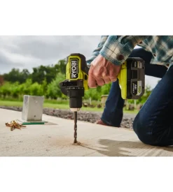 Trapano avvitatore a percussione a batteria ryobi 