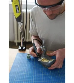 Utensile rotativo eht150v da 150 watt con 115 accessori inclusi - ryobi